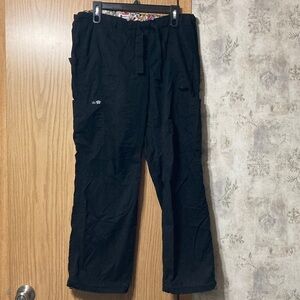 Koi Lindsey Size Large Regular Black Scrubs Pre-Owned